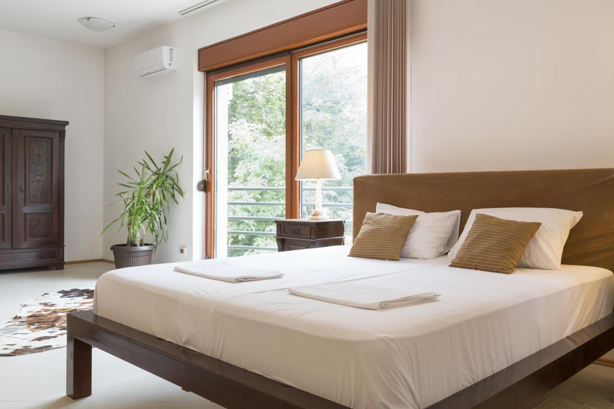 The Belgrade Hills Rooms And Suites Room photo